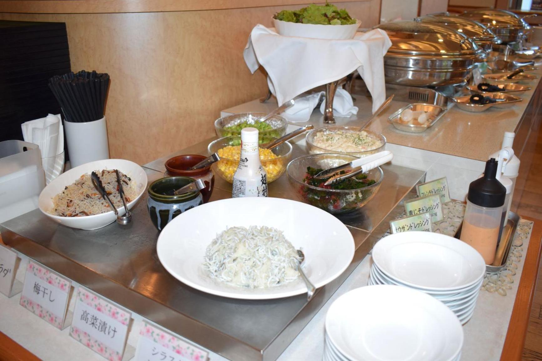 Grand Hotel Kanachu Hiratsuka Bagian luar foto